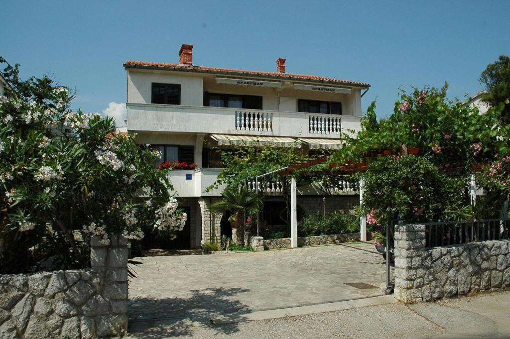 קרק Apartments Jurina מראה חיצוני תמונה