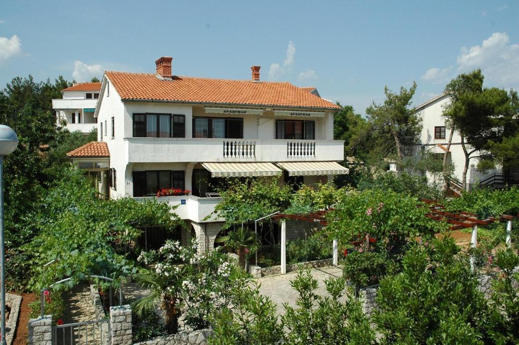 קרק Apartments Jurina מראה חיצוני תמונה